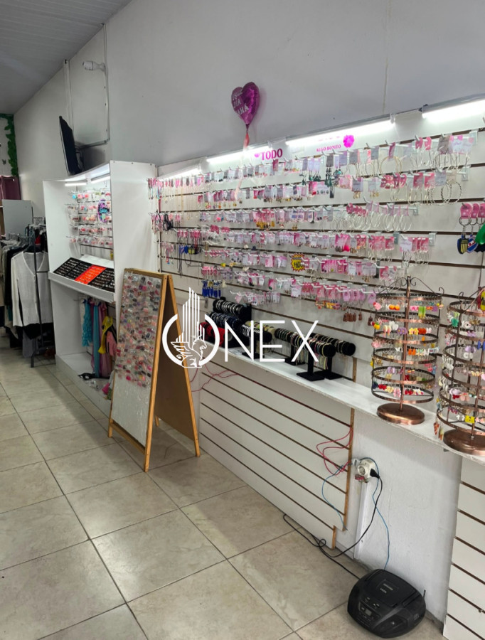 Local Comercial ID.4882 - Se vende las llaves de este local 