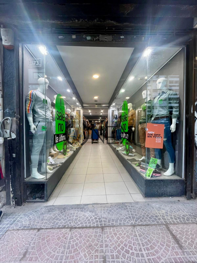 Local Comercial ID.2614 - Alquiler Local Comercial – Centro – Av. 18 de Julio