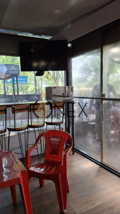 Local Comercial ID.3501 - Venta de Panadería Confitería en Carrasco 