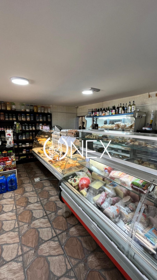 Local Comercial ID.4781 - ONEX VENDE AUTOSERVICE + CASA