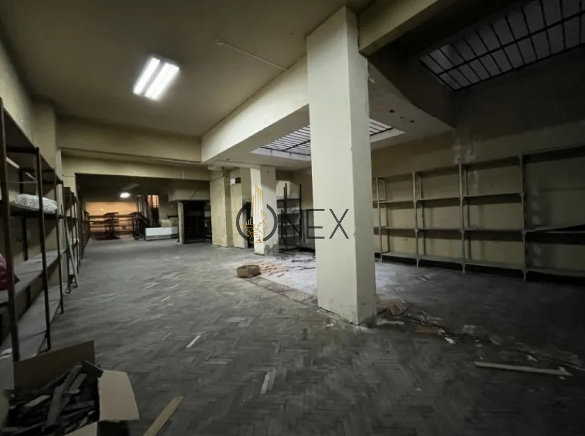 Local Comercial ID.2580 - Local Comercial en Alquiler 2 Pisos en 18 de Julio