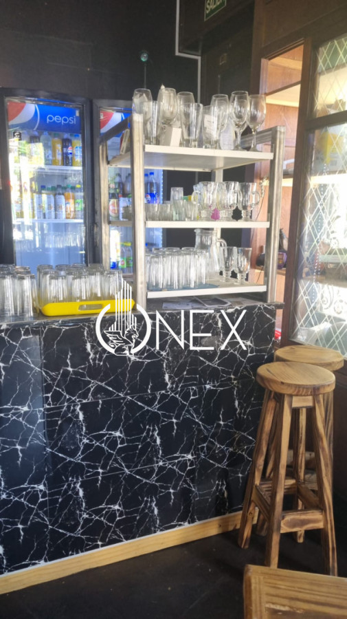 Local Comercial ID.4390 - Se vende llaves de Bar-Restaurante en Barrio Reus , Montevideo. Funcionando 