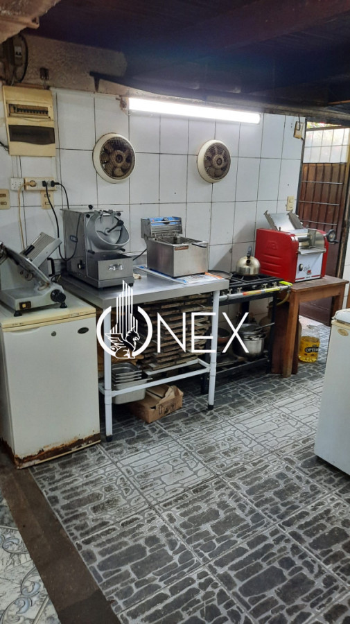 Local Comercial ID.4606 - Se vende llave de Pizzería en Salinas