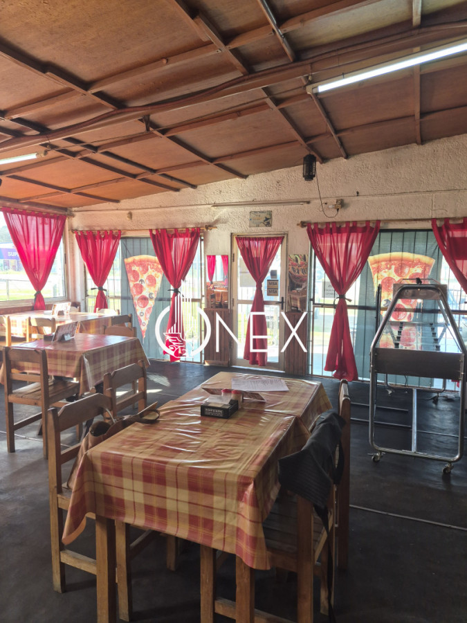 Local Comercial ID.4606 - Se vende llave de Pizzería en Salinas, Canelones 