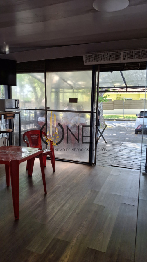 Local Comercial ID.3501 - Venta de Panadería Confitería en Carrasco 