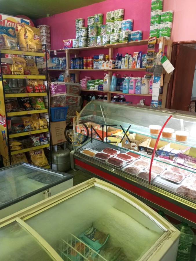 Local Comercial ID.3650 -  Se venden llaves de almacén en El Pinar