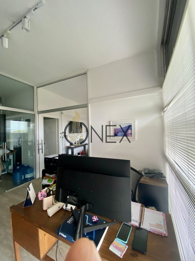 Local Comercial ID.1787 - Se vende local en Punta del Este. Atención dueños de negocios