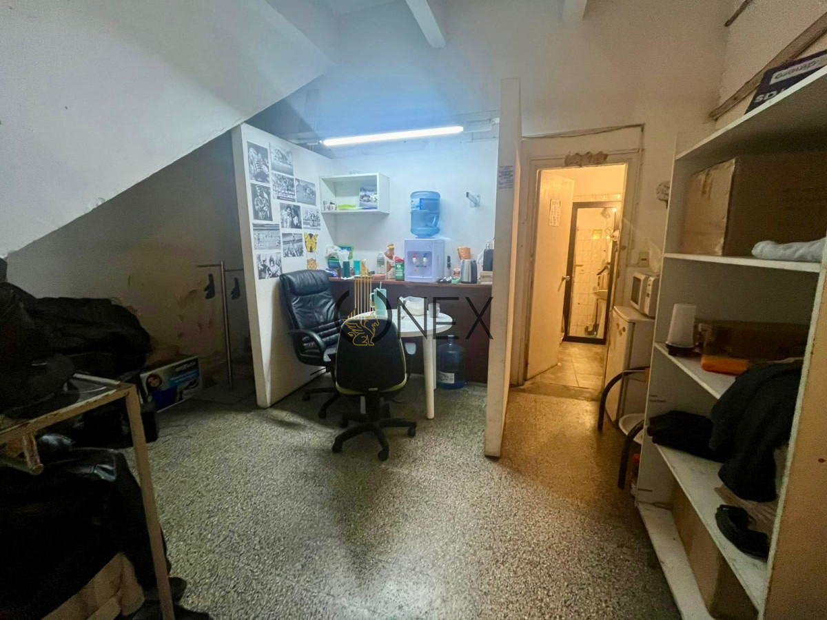 Local Comercial ID.2614 - Alquiler Local Comercial – Centro – Av. 18 de Julio