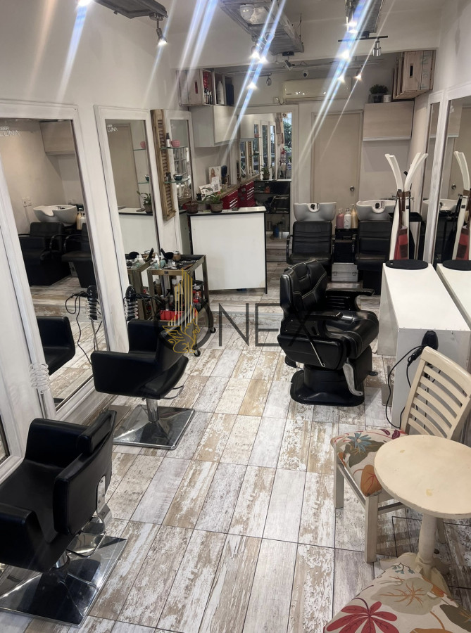 Local Comercial ID.1460 - Alquiler de local en Parque Batlle