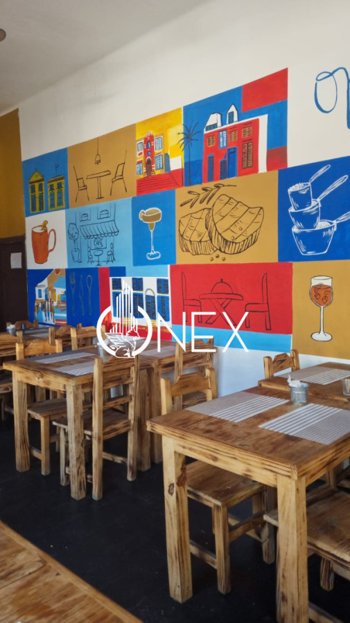 Local Comercial ID.4390 - Se vende llaves de Bar-Restaurante en Barrio Reus , Montevideo. Funcionando 