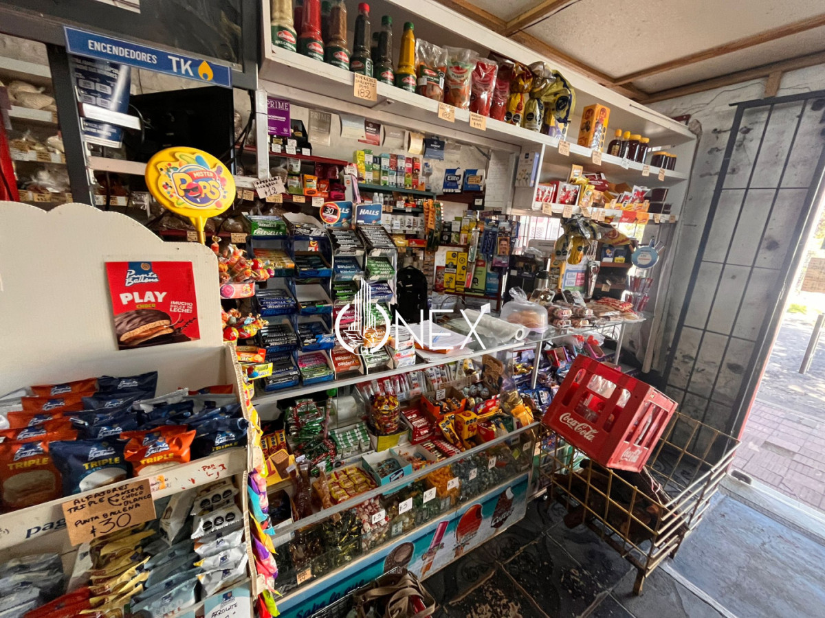 Local Comercial ID.4379 - Local en Paysandú, Dentro de la Ciudad