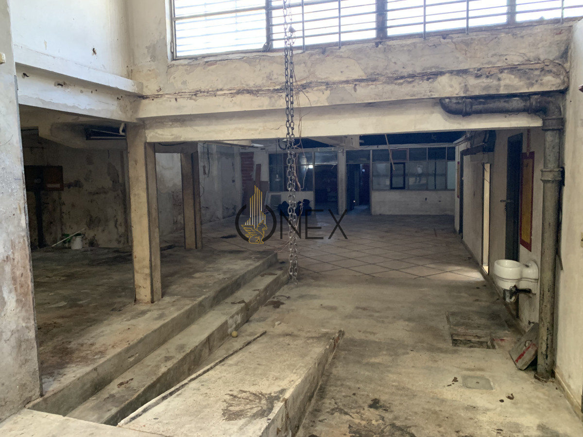 Local Comercial ID.1591 - Venta de 2 Locales Comerciales, Galpòn y Casa de 5 Dormitorios