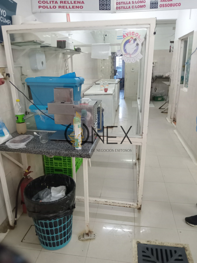 Local Comercial ID.3154 - Venta de llaves de carnicería en las Acacias