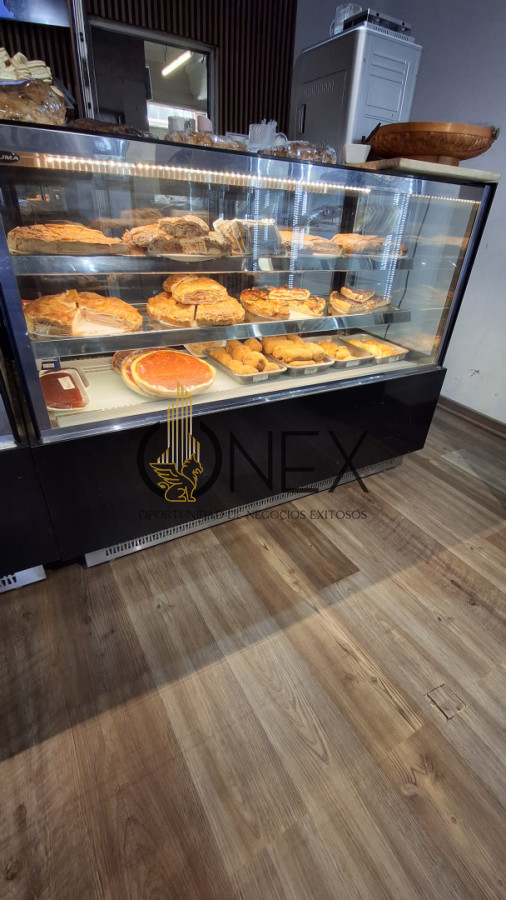 Local Comercial ID.3501 - Venta de Panadería Confitería en Carrasco 