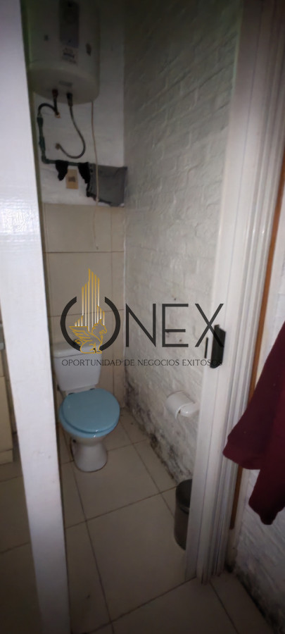 Local Comercial ID.3629 -  Se vende llave de local ubicado frente al costa urbana