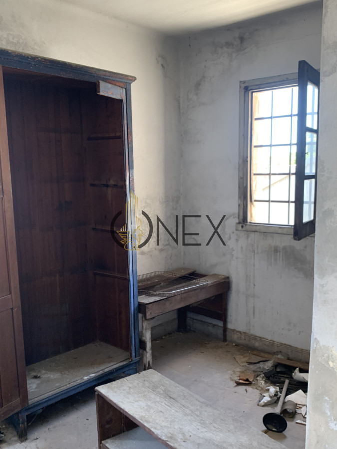 Local Comercial ID.1591 - Venta de 2 Locales Comerciales, Galpòn y Casa de 5 Dormitorios