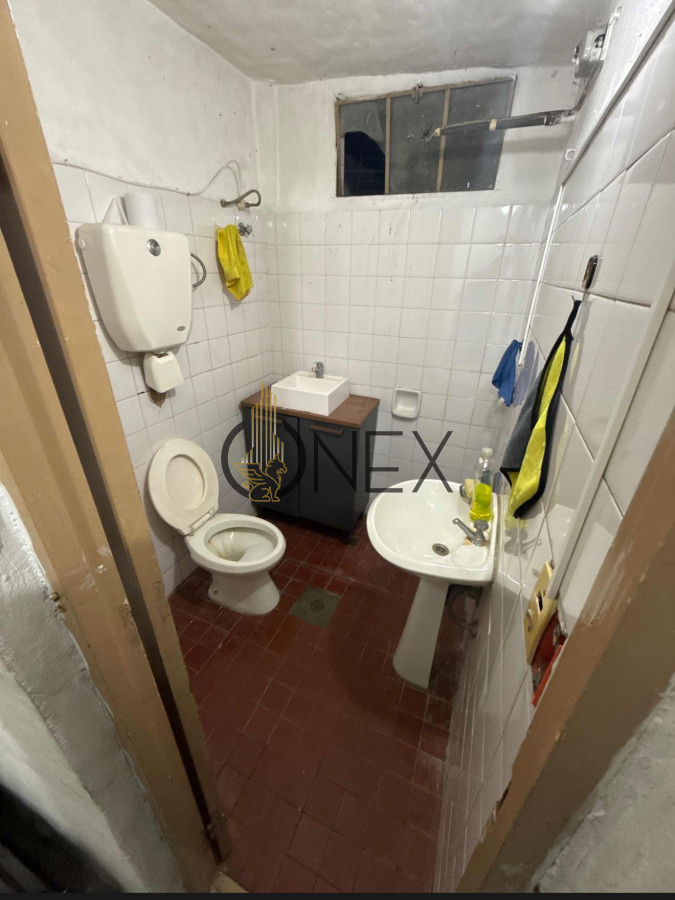 Local Comercial ID.3225 - Local en venta o alquiler Maldonado centro.