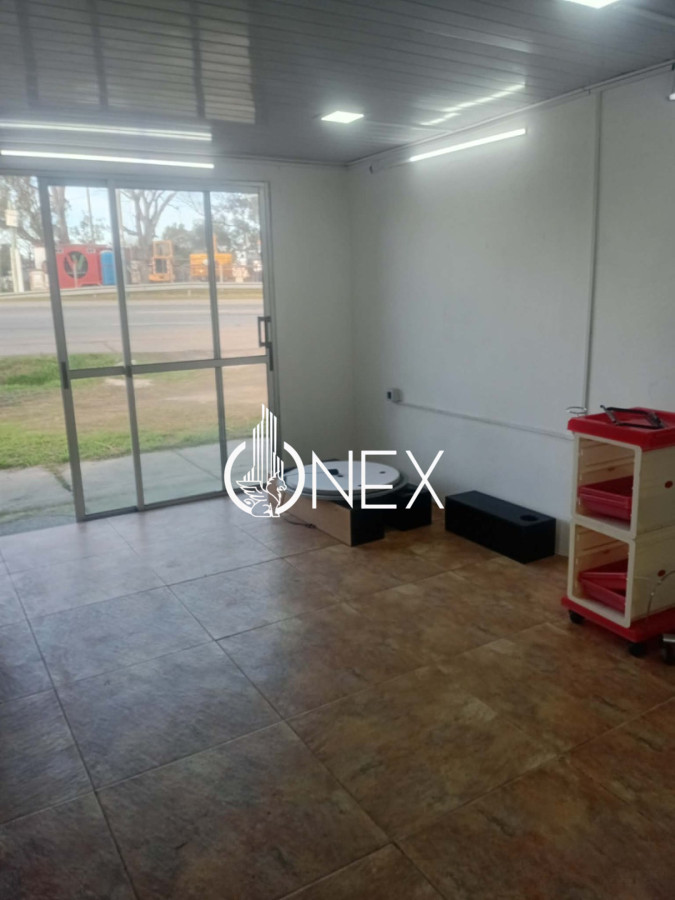 Local Comercial ID.4730 - ALQUILER - Local Comercial en Estación Atlántida  en exclusiva