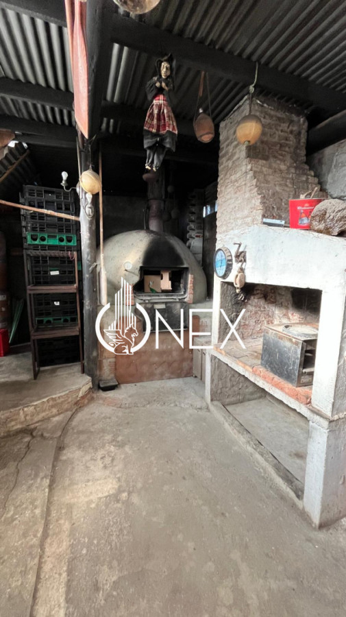 Local Comercial ID.4781 - ONEX VENDE AUTOSERVICE + CASA