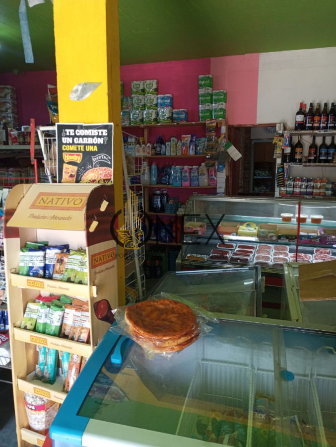 Local Comercial ID.3650 -  Se venden llaves de almacén en El Pinar