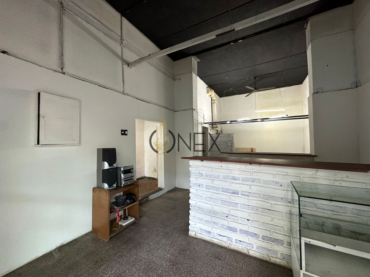 Local Comercial ID.2161 - En Venta, Local Comercial, Tres Cruces