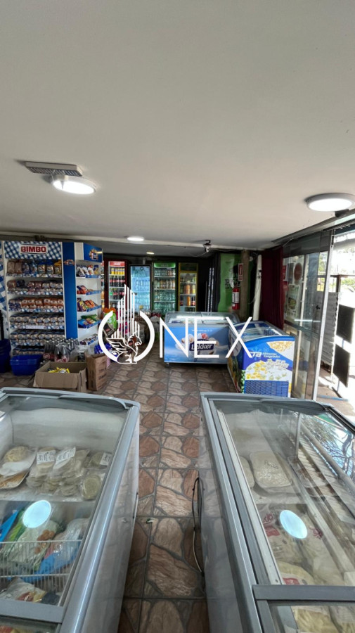 Local Comercial ID.4781 - ONEX VENDE AUTOSERVICE + CASA