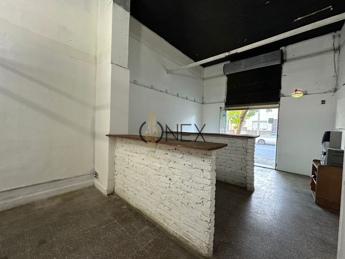 Local Comercial ID.2161 - En Venta, Local Comercial, Tres Cruces