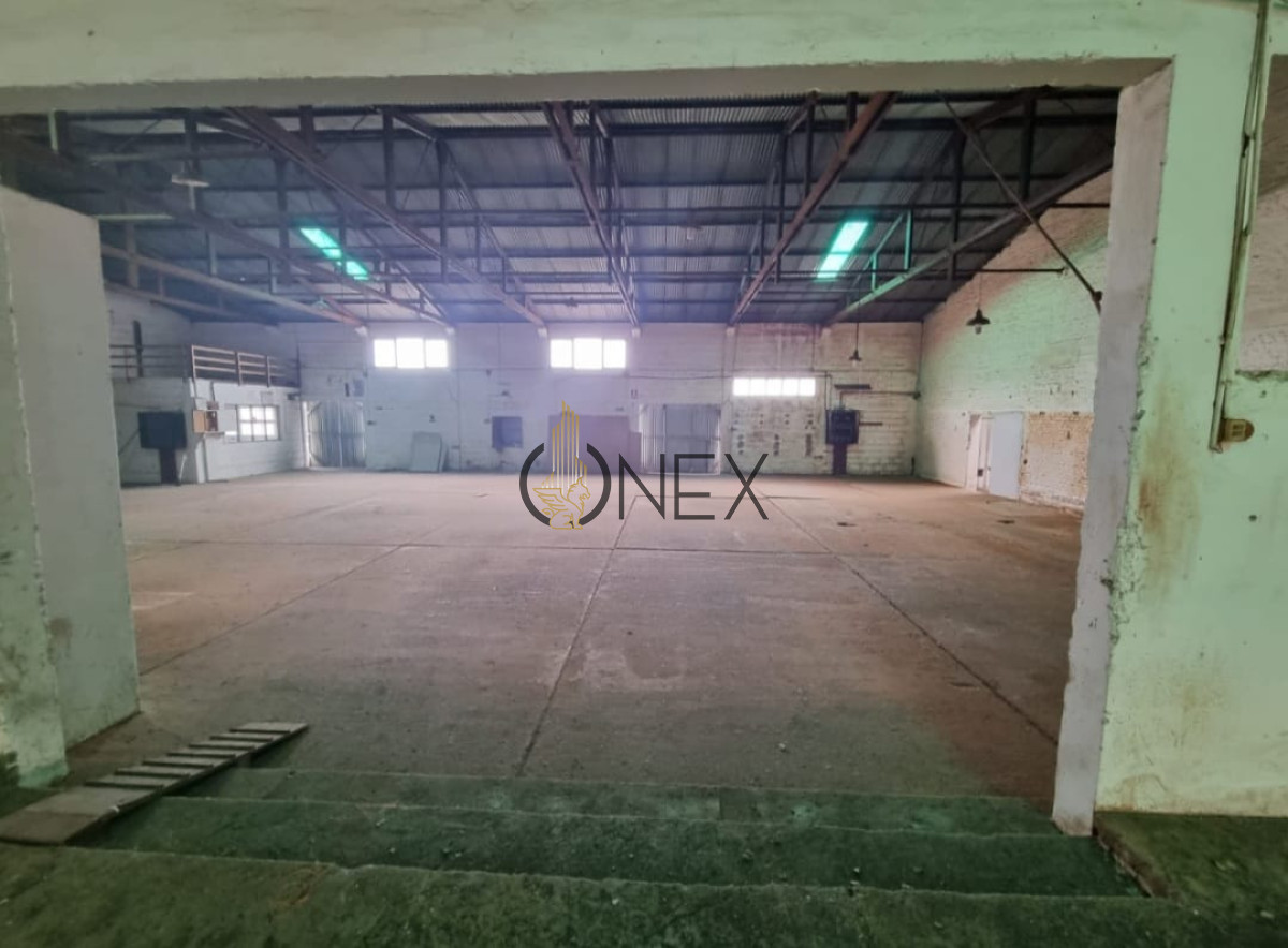 Local Comercial ID.2544 - LOCAL EN VENTA CENTRO MALDONADO-  GALPON