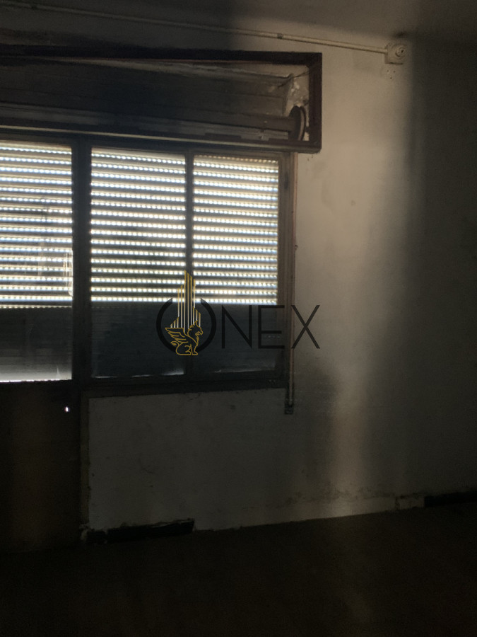 Local Comercial ID.1591 - Venta de 2 Locales Comerciales, Galpòn y Casa de 5 Dormitorios