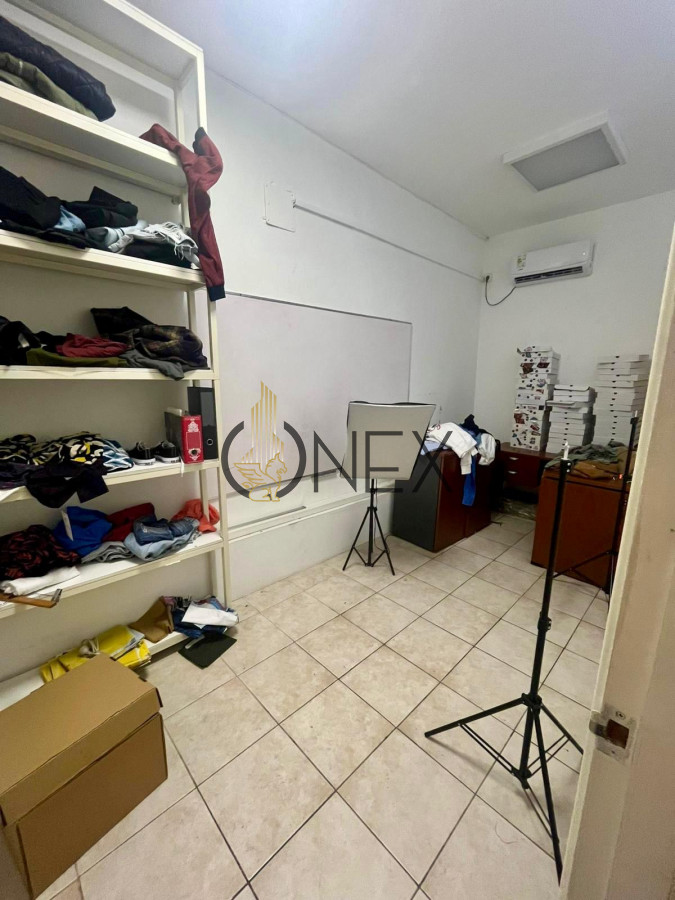 Local Comercial ID.2614 - Alquiler Local Comercial – Centro – Av. 18 de Julio