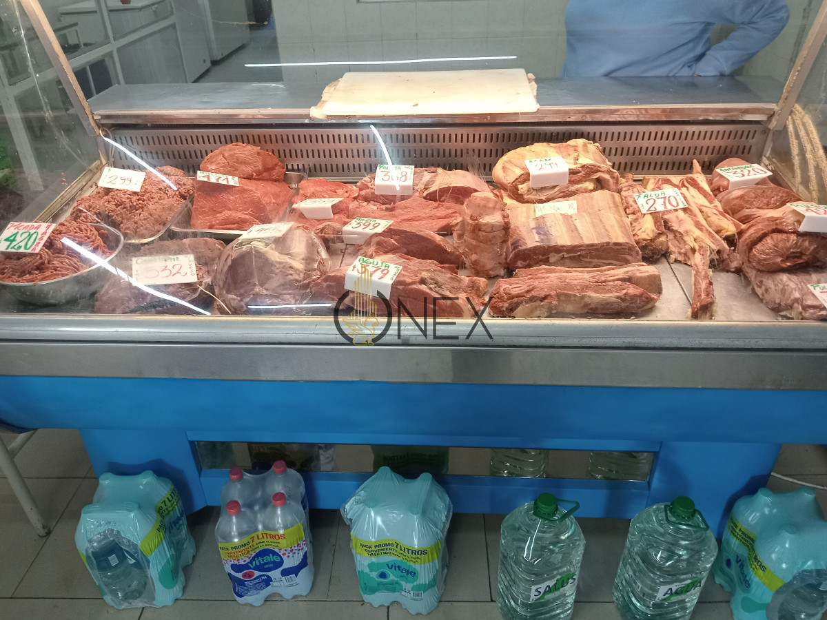 Local Comercial ID.3154 - Venta de llaves de carnicería en las Acacias