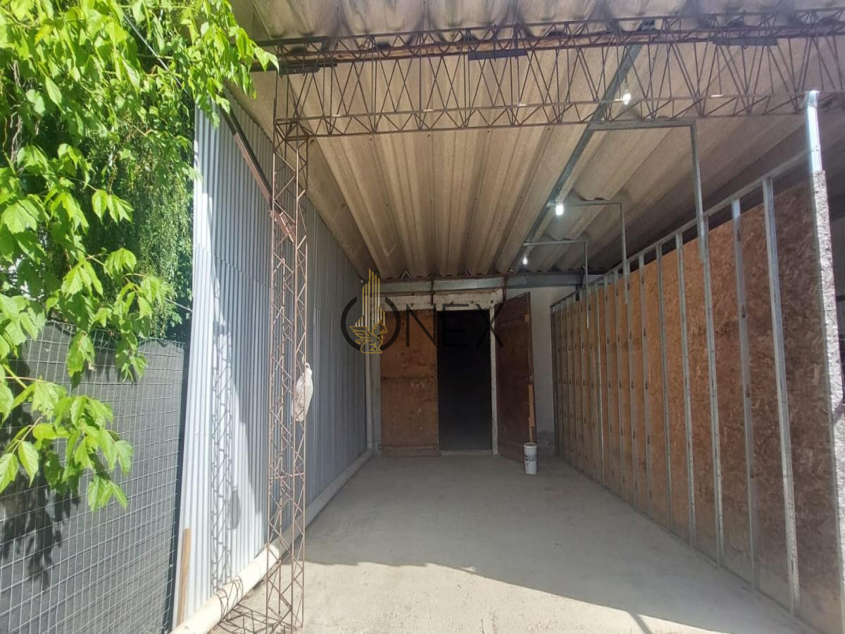 Local Comercial ID.903 - OPORTUNIDAD DE ALQUILER DE LOCAL CON MUCHO POTENCIAL EN  SALINAS SUR !!!!?
