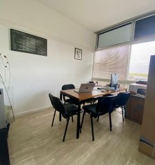 Se vende local en Punta del Este. Atención dueños de negocios