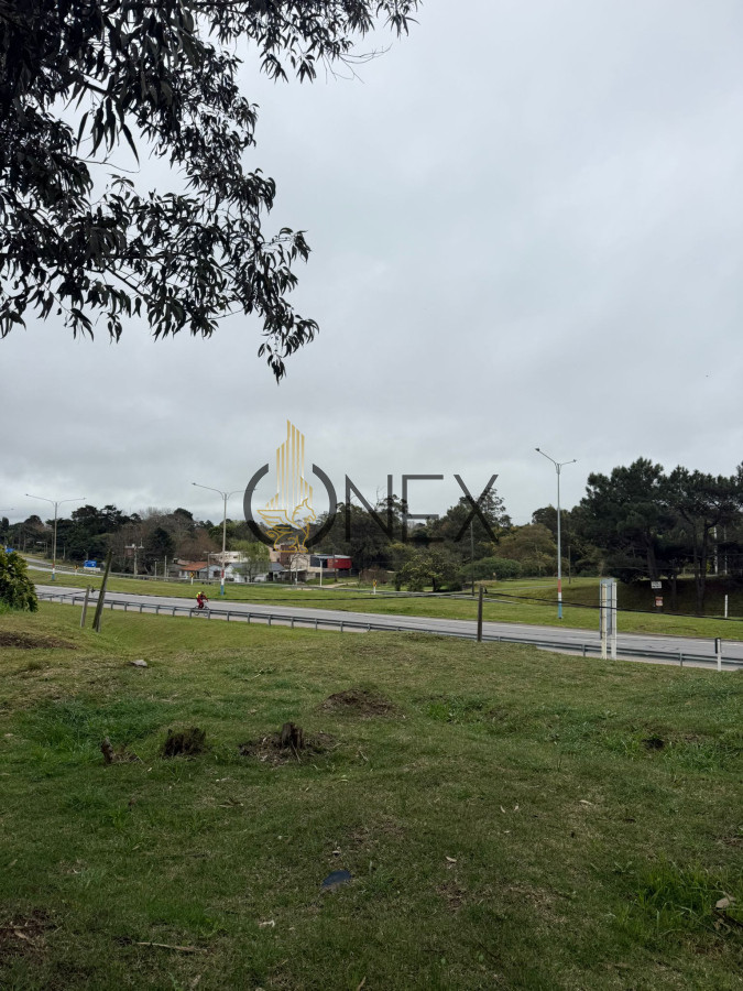 Terreno ID.3096 - Se vende terreno frente a ruta interbalnearia en Atlántida
