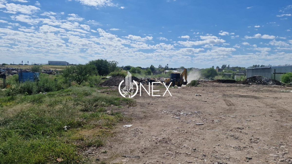 Terreno ID.4001 - Terreno en Venta en Avenida Bulevar Gral. Artigas