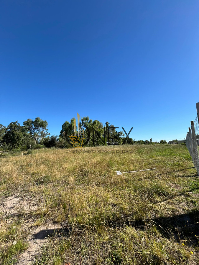 Terreno ID.3705 - Se vende terreno , en Estación Atlántida.