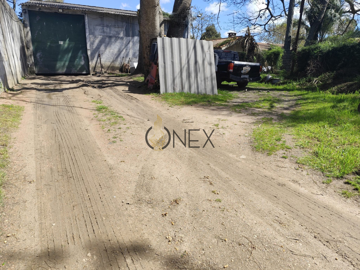 Terreno ID.3227 - Terreno con mejoras en Solymar sur