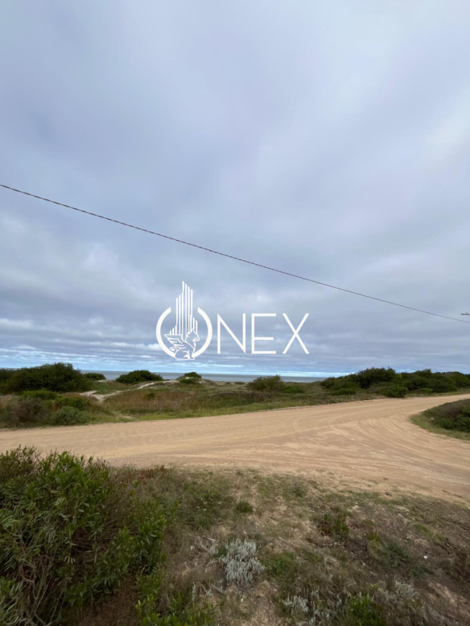Terreno ID.4655 - Venta terreno en Balneario Argentino. Primera linea de la playa