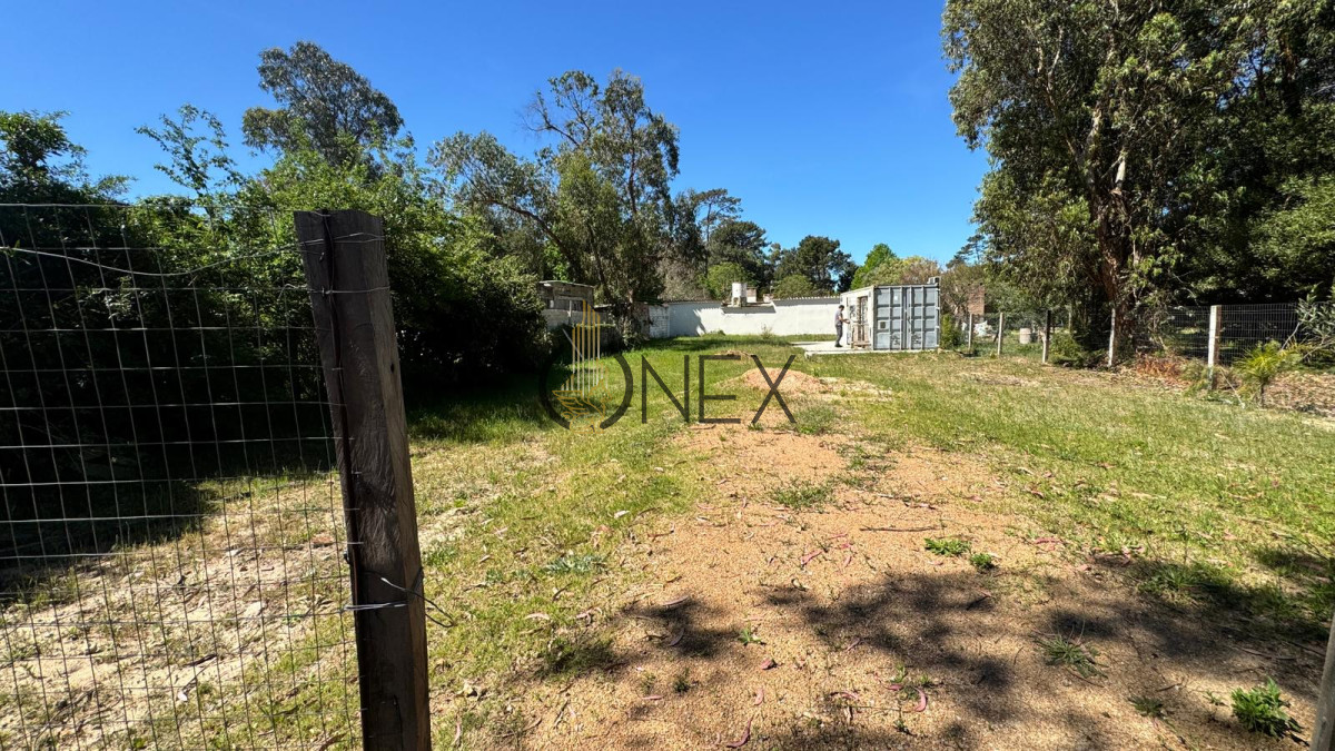 Terreno ID.3351 - Vendo terreno en la floresta sur