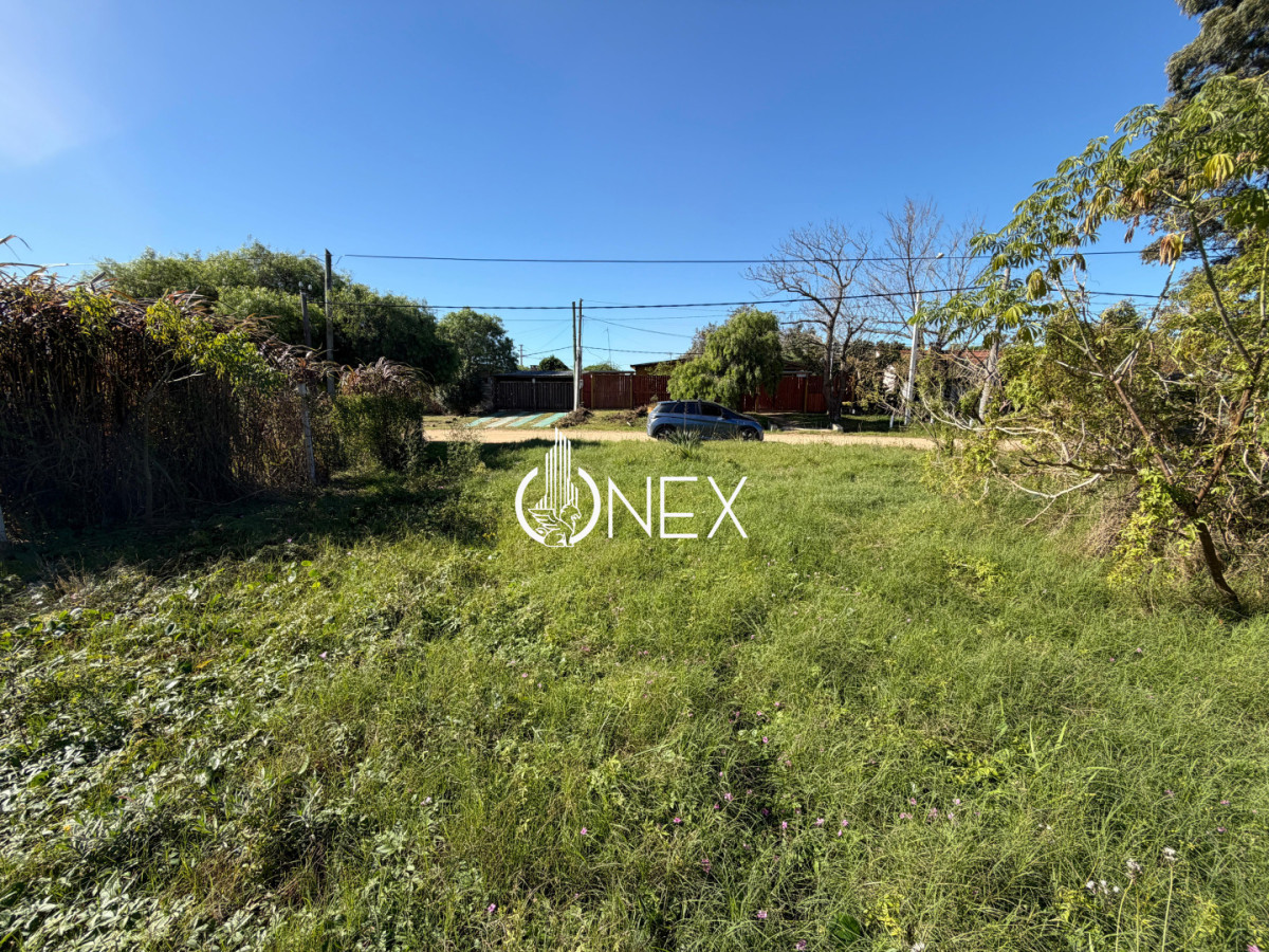 Terreno ID.4501 - SE VENDE TERRENO SALINAS NORTE A MEDIA CUADRA INTER