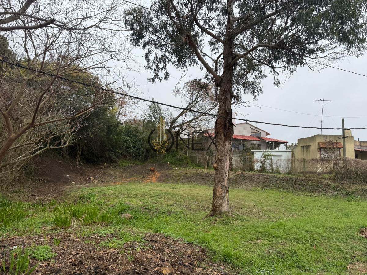 Terreno ID.3088 - Se vende amplio terreno en Atlántida - USD 80.000