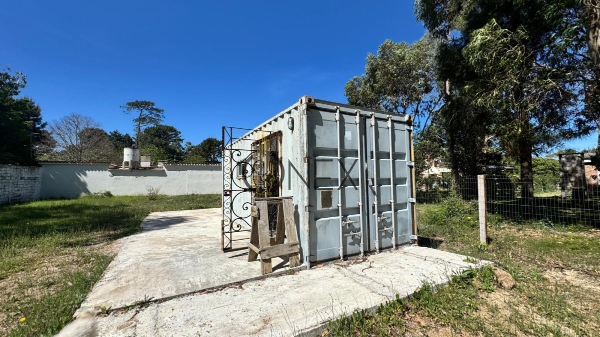 Terreno ID.3351 - Vendo terreno en la floresta sur