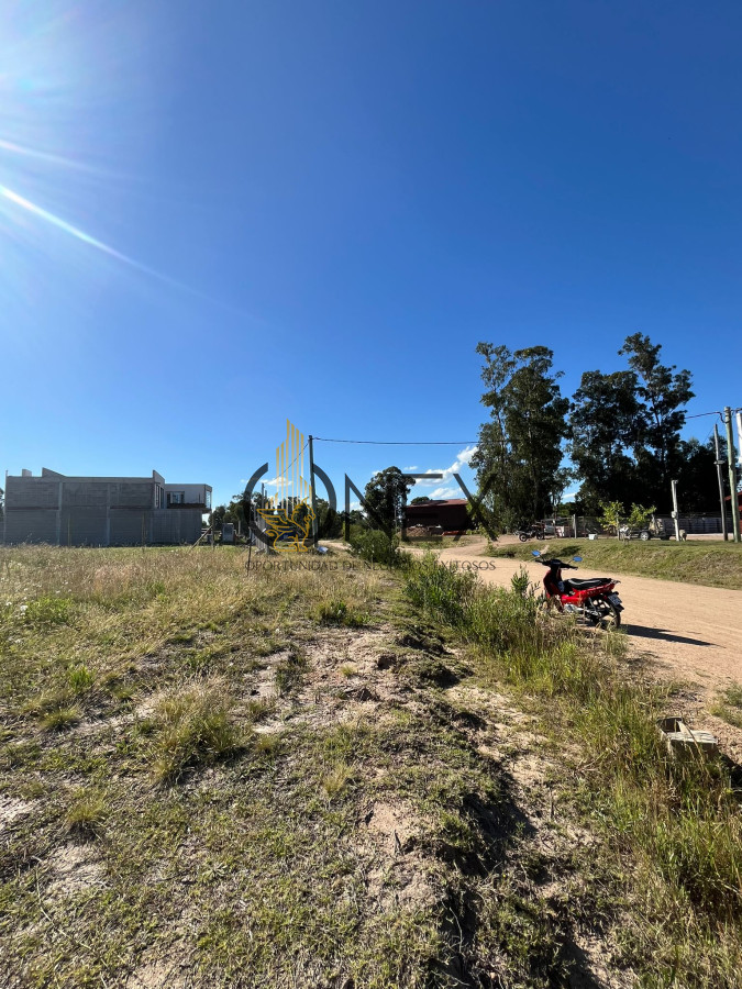 Terreno ID.3705 - Se vende terreno , en Estación Atlántida.