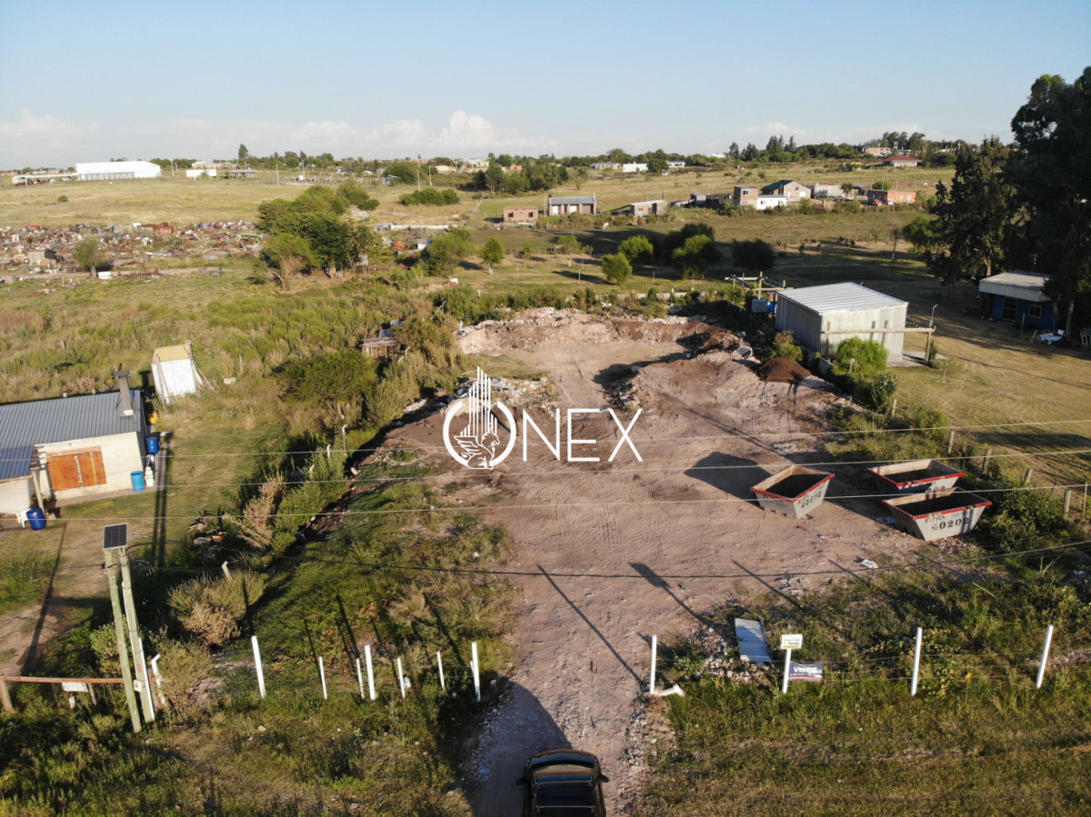 Terreno ID.4001 - Terreno en Venta en Avenida Bulevar Gral. Artigas