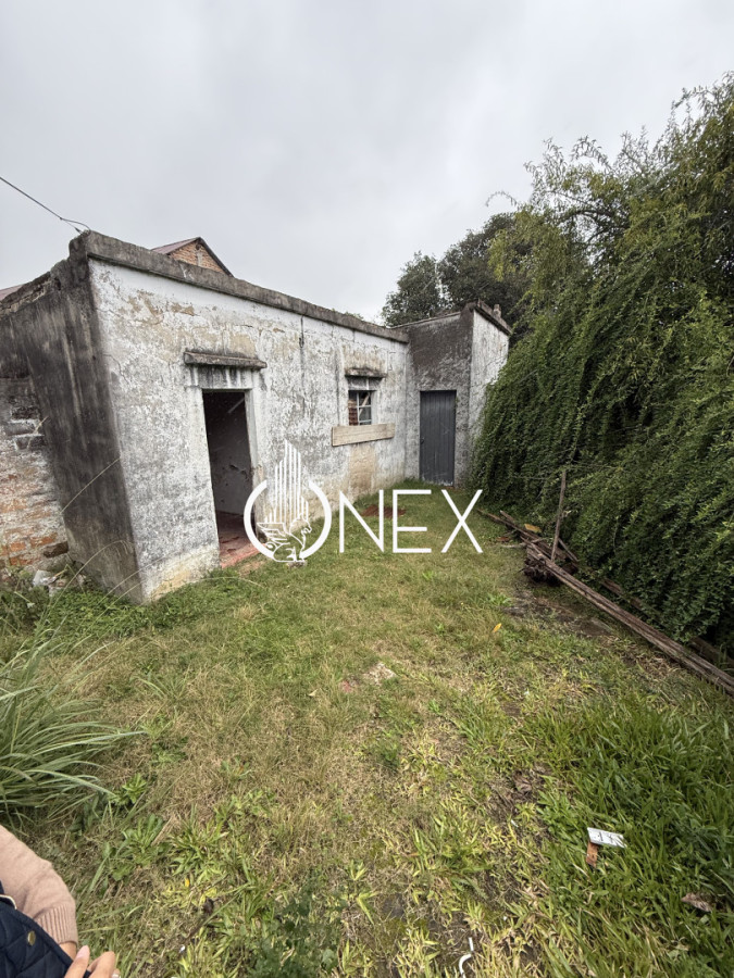 Terreno ID.4496 - Se vende terreno con mejoras en Barrio Torres en Tacuarembó 