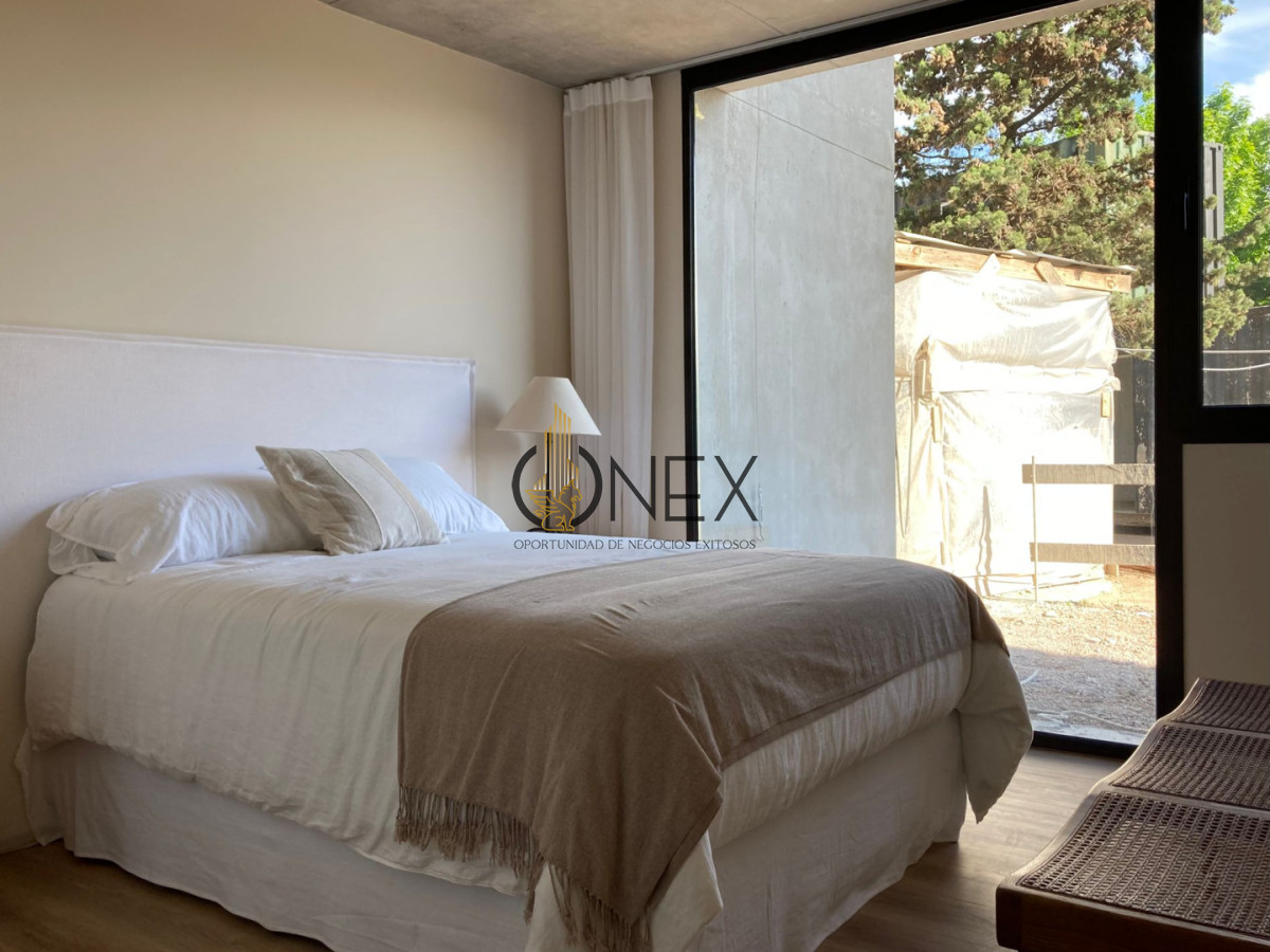 Apartamento ID.3469 - Venta de apartamento 3 dormitorios 2 baños en Carrasco con parrillero