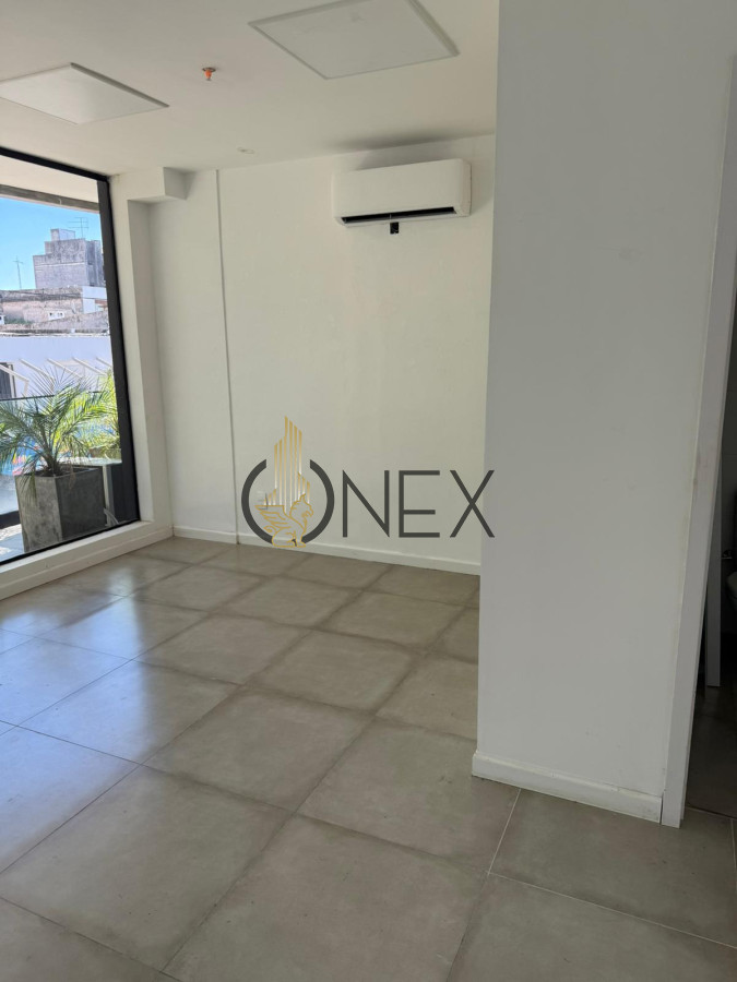Oficina ID.1700 - SE ALQUILA OFICINA EN TORRE DE LA DEFENSA PAYSANDU