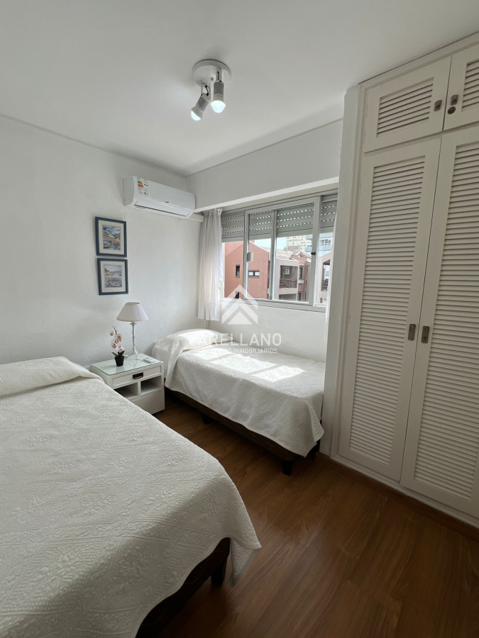Apartamento ID.4418 - Venta Apartamento 2 Dormitorios - Punta del Este 
