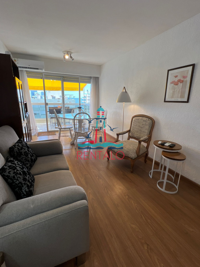 Apartamento ID.90 - Apartamento de 2 dormitorios en venta Punta del Este 