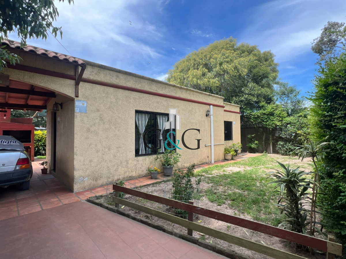 Casa ID.73 - IDEAL INVERSION Casa 2 dormitorios estilo colonial - Pinares